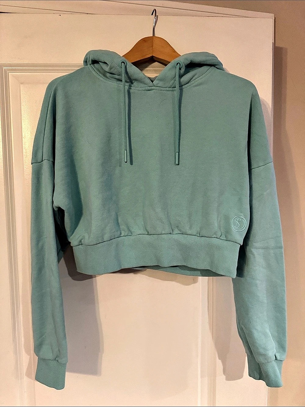 Superdry Cropped Hoodie in Light Turquoise Size US 6, UK 10 Like New